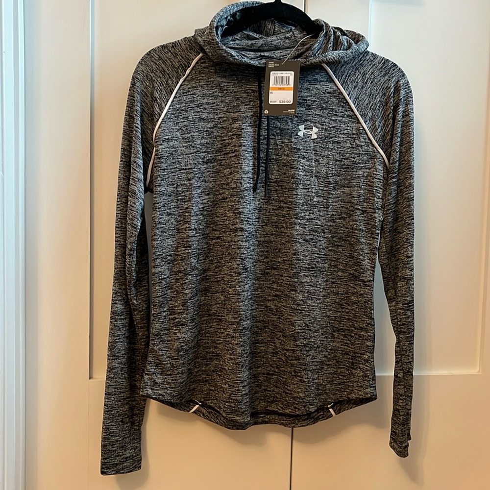 NWT Under Armour Athletic pullover